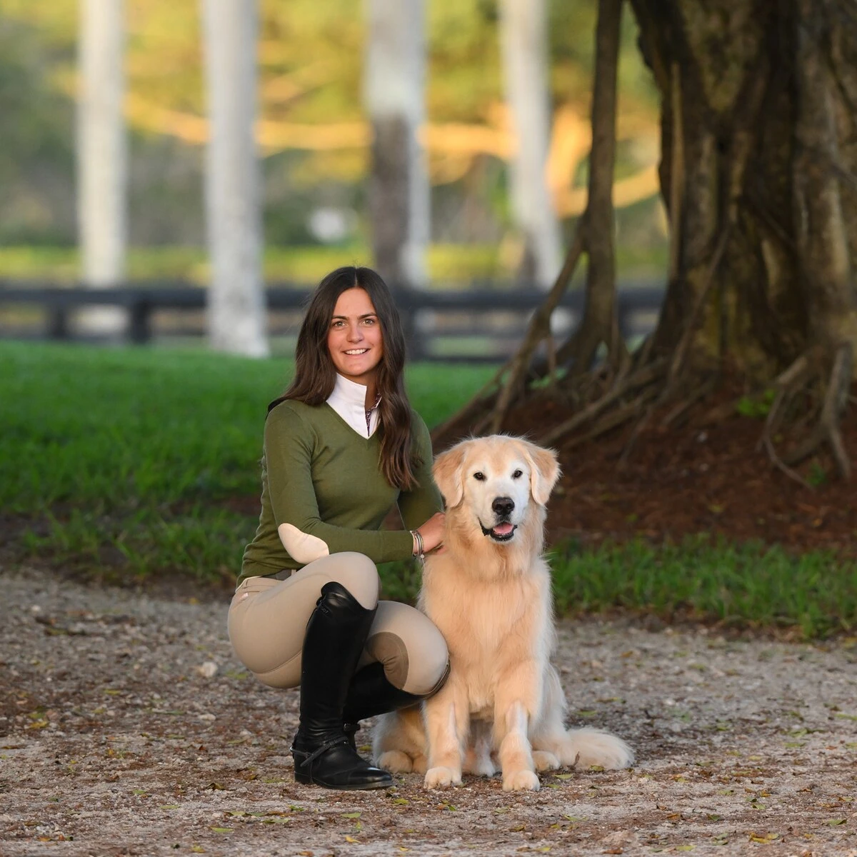 Essex Classics Trey V-Neck Sweater - Image 2